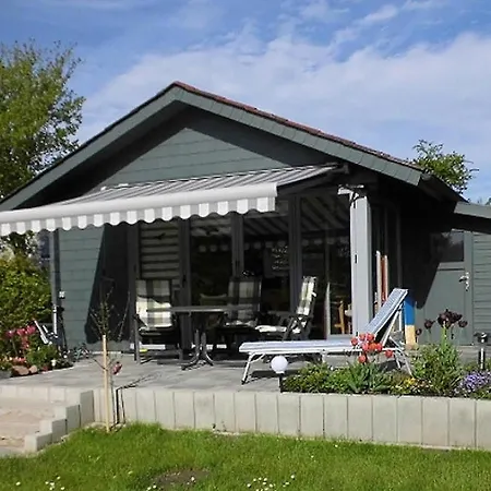 Dom wakacyjny Blockhaus Mit Wintergarten Und Kamin